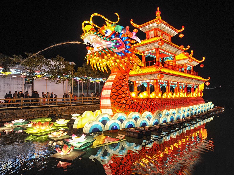 Illuminated Chinese lantern festival display for a cultural exhibition