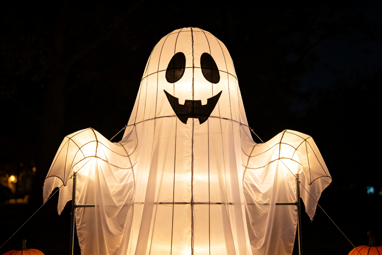 Halloween Ghost Lantern Display (ZD-132) - Festival & Holiday Lanterns by Zedong, dimensions 150x150x250cm