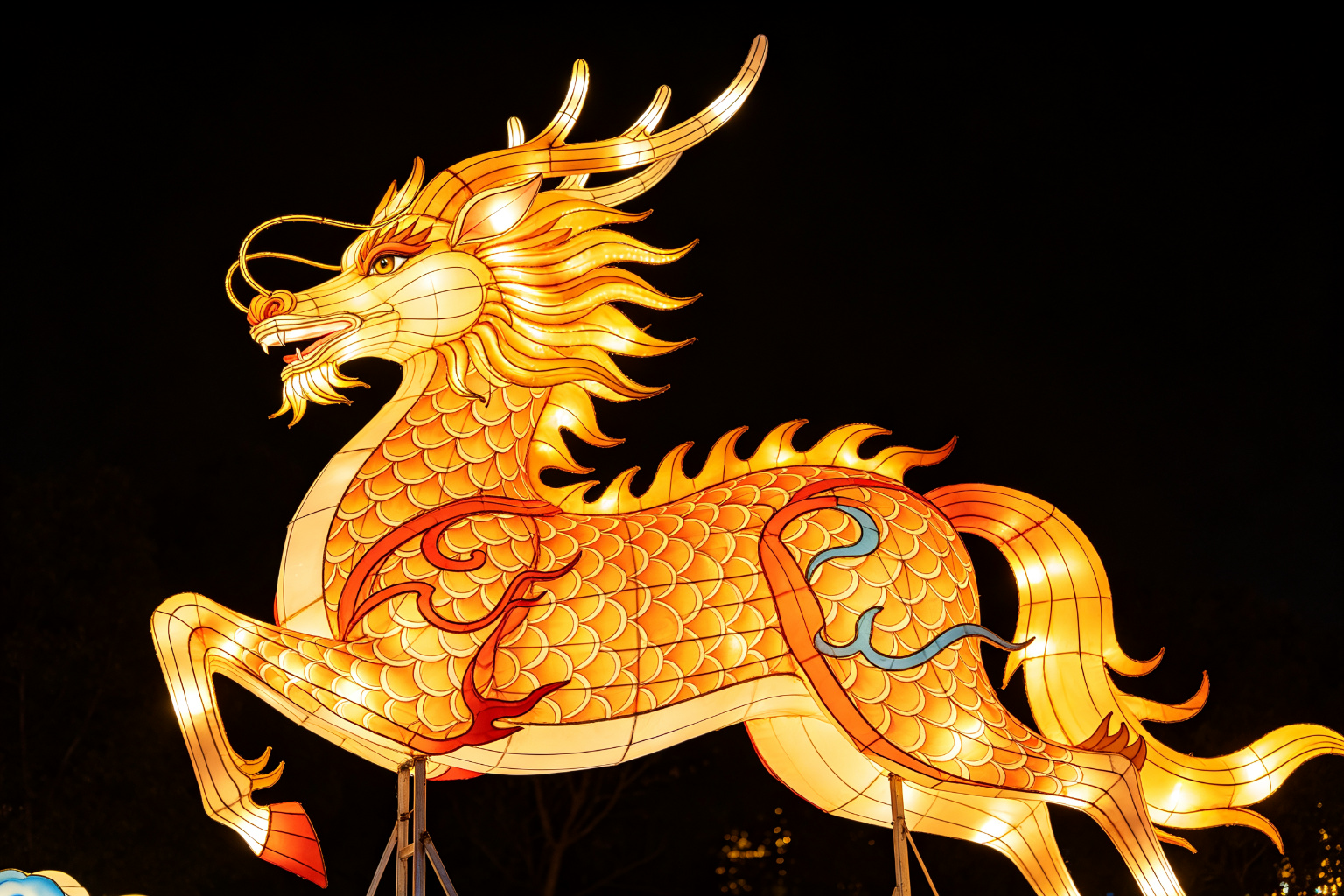 Chinese Qilin Lantern Display (ZD-162) - Mythology & Character Lanterns by Zedong, dimensions 350x120x300cm