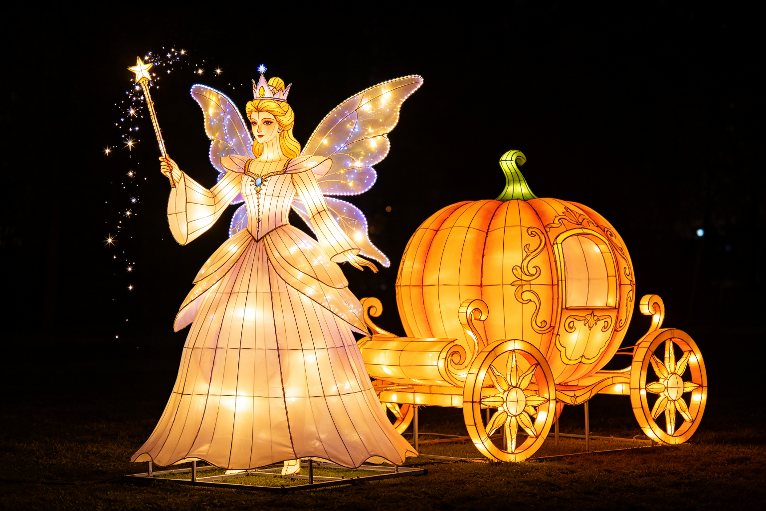 Fairy Godmother Lantern Display (ZD-193) - Fairy Tale Lanterns by Zedong, dimensions 250x150x300cm